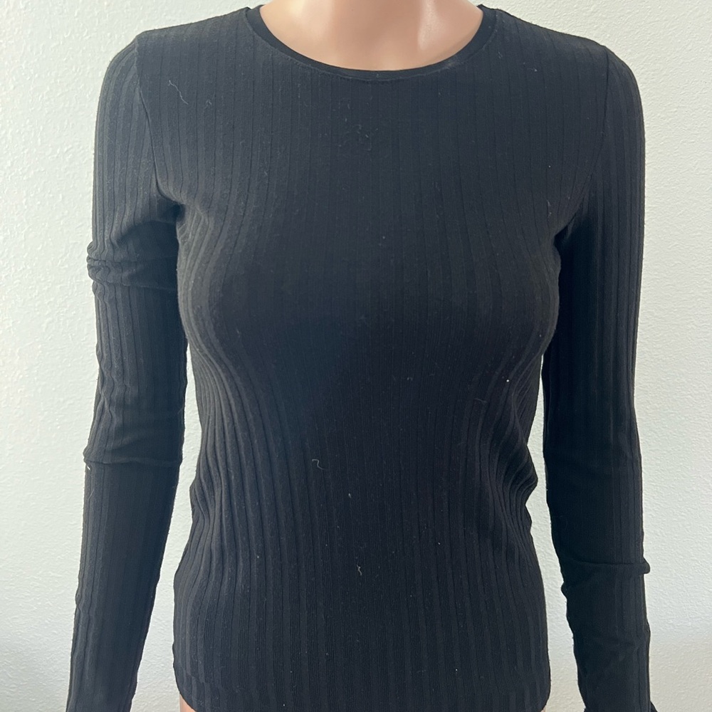 Zara Black Ribbed Long-Sleeve Crewneck Top